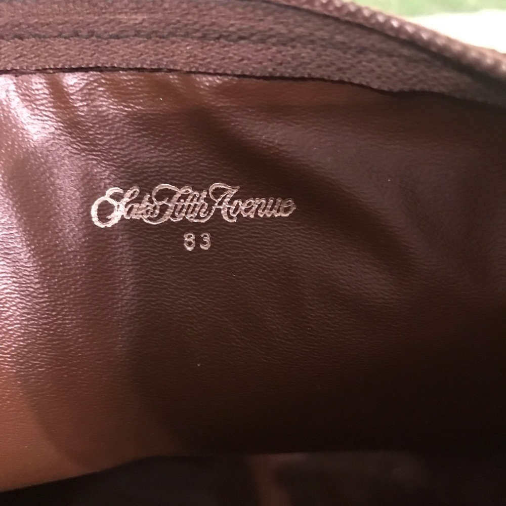 ❤️ SOLD❤️Louis Vuitton Toiletry Bag w/ Strap - Picture 6 of 7
